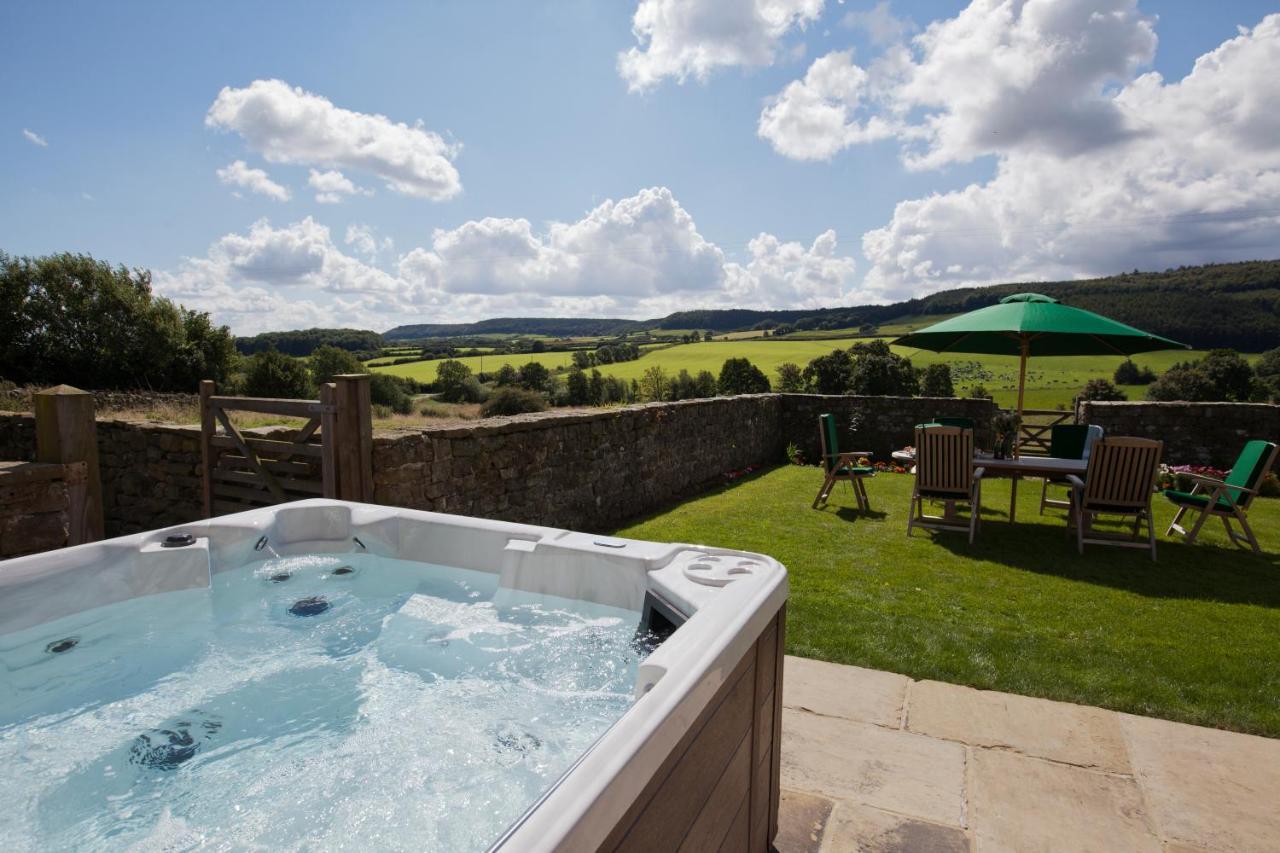 Thirley Cotes Farm Cottages Scarborough Exterior photo